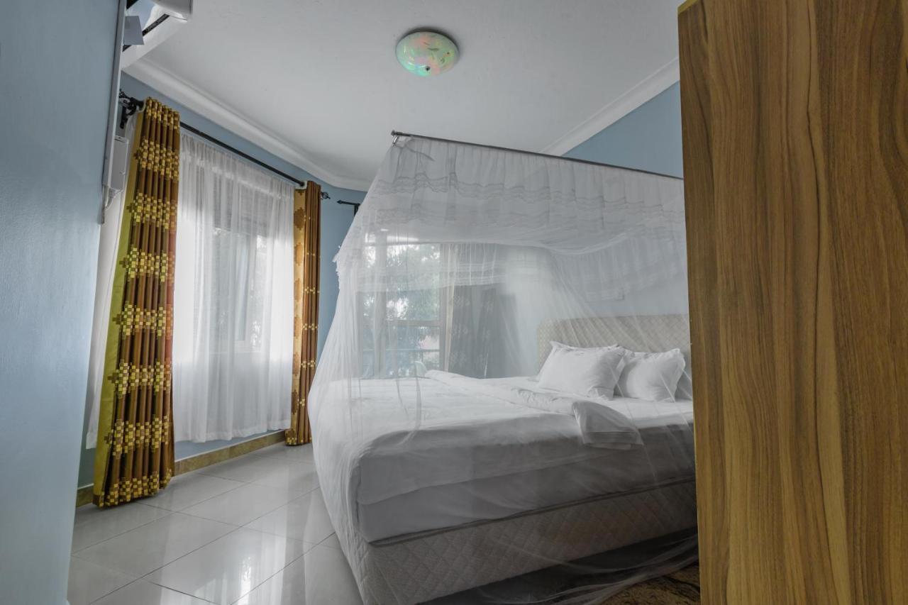 Santa Maria Hotel Entebbe Exteriér fotografie