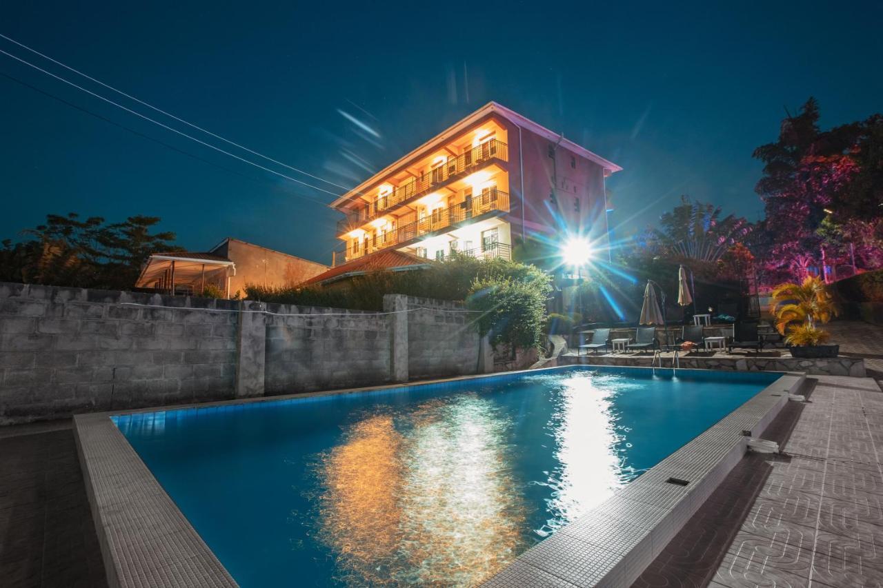 Santa Maria Hotel Entebbe Exteriér fotografie